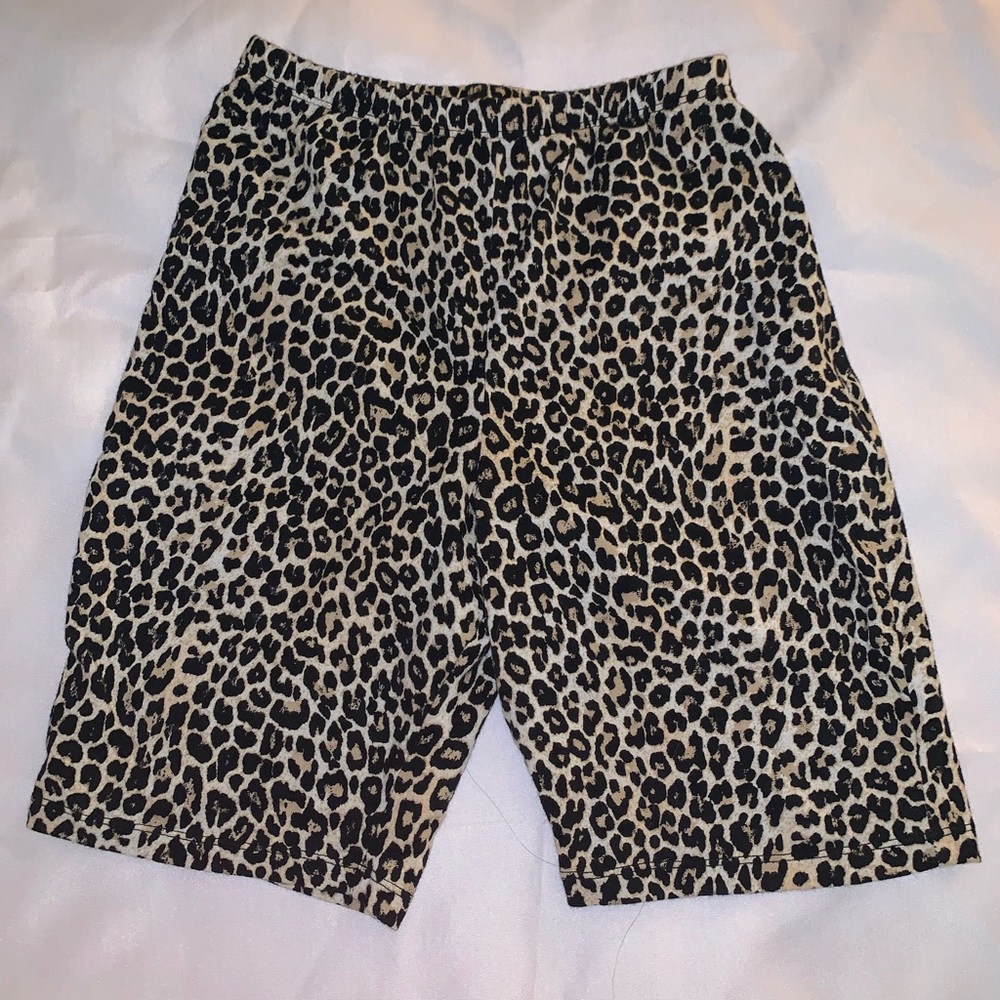 Leopard print biker shorts